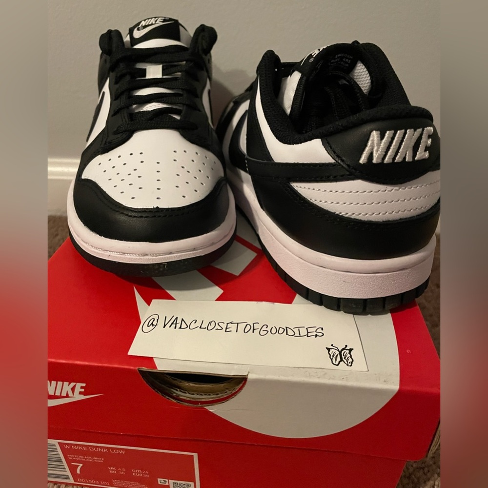 Dunk Low “Panda” (W) - Picture 5 of 6